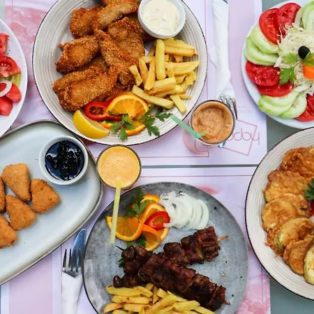 Hotell Happy Dimitrovgrad