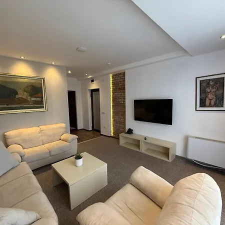 Happy Hotell Dimitrovgrad