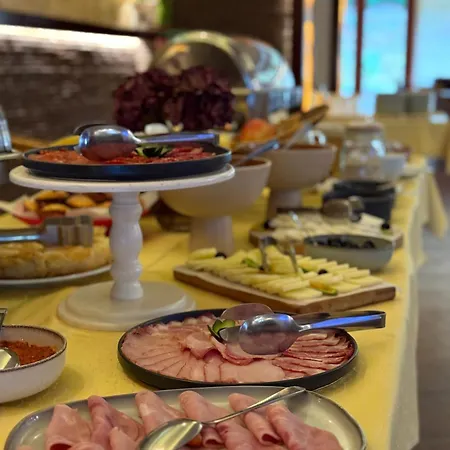 Happy Hotell Dimitrovgrad