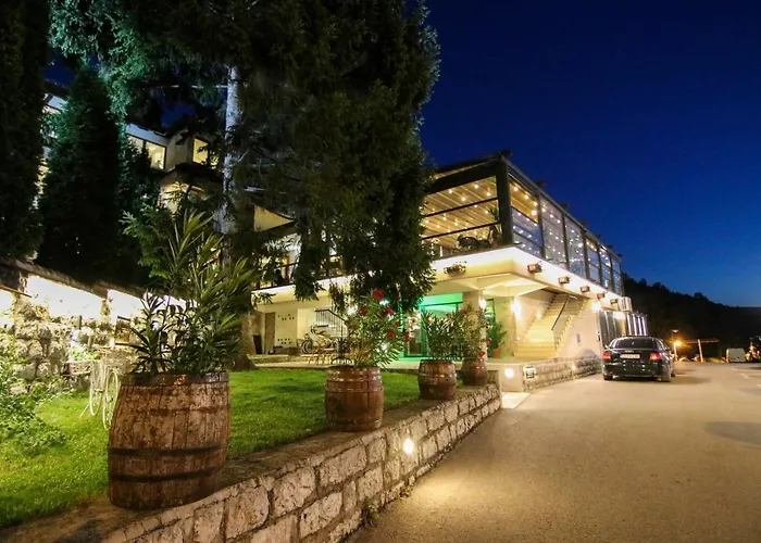 Happy Hotel Dimitrovgrad