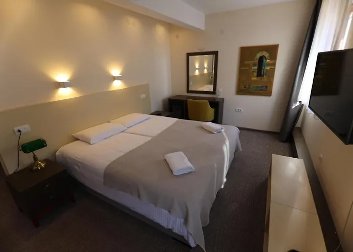 Happy Hotel Dimitrovgrad